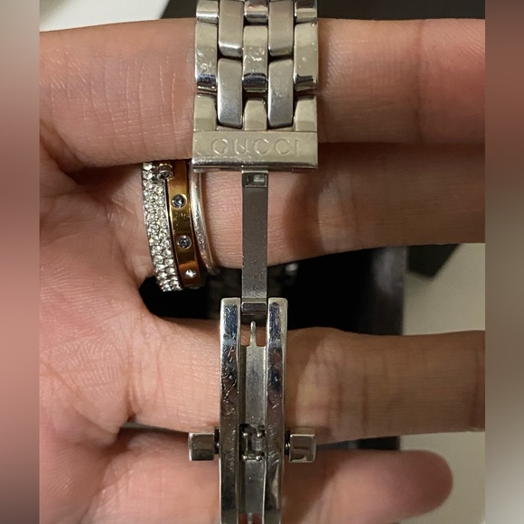 Gucci Ladies Chrono watch - Picture 3 of 8